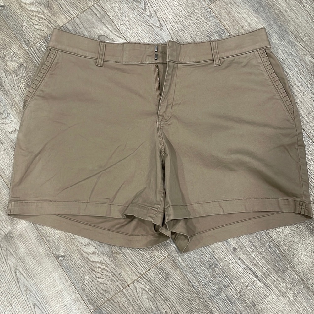 Lane Bryant shorts 14